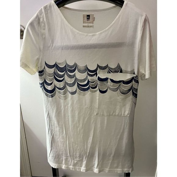 Quicksilver t-shirt - Picture 1 of 2